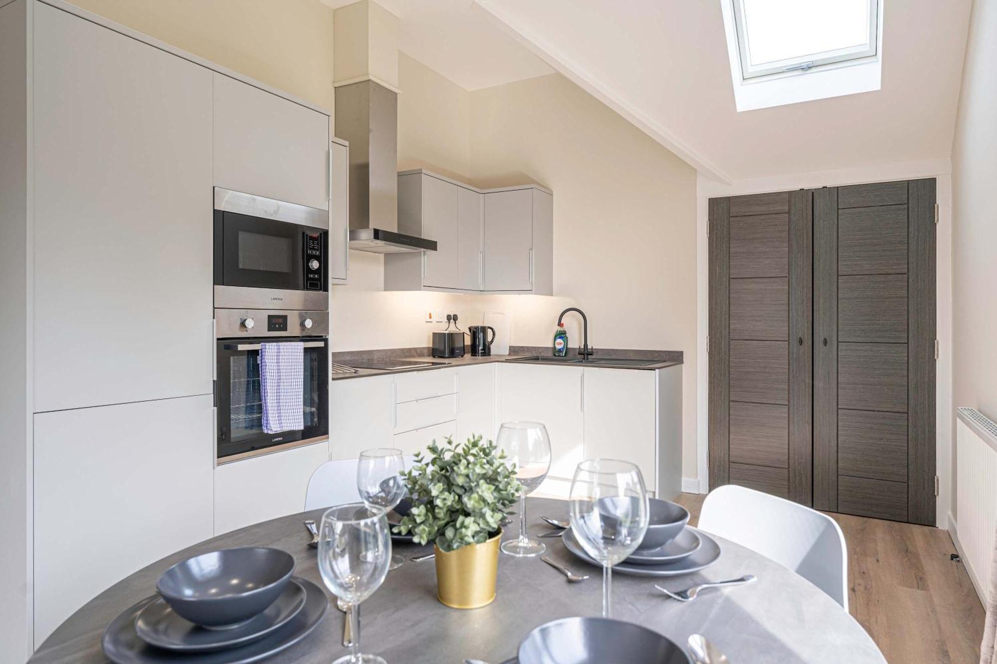 Stylish 2 Bedroom Apartments In Derby Exterior photo