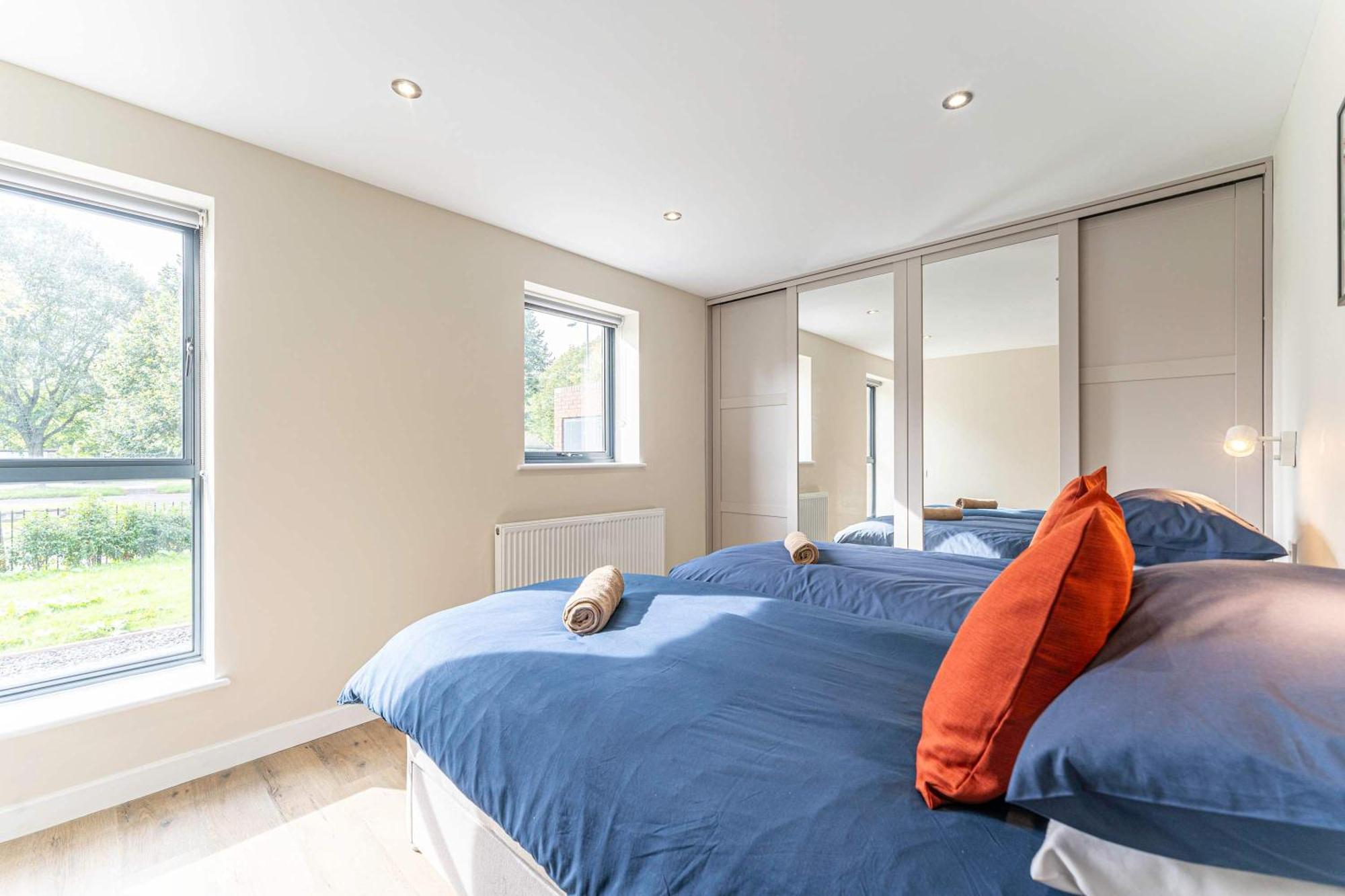 Stylish 2 Bedroom Apartments In Derby Exterior photo
